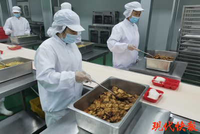 银宝央厨集中配送 保障学生餐饮质量，助力健康成长